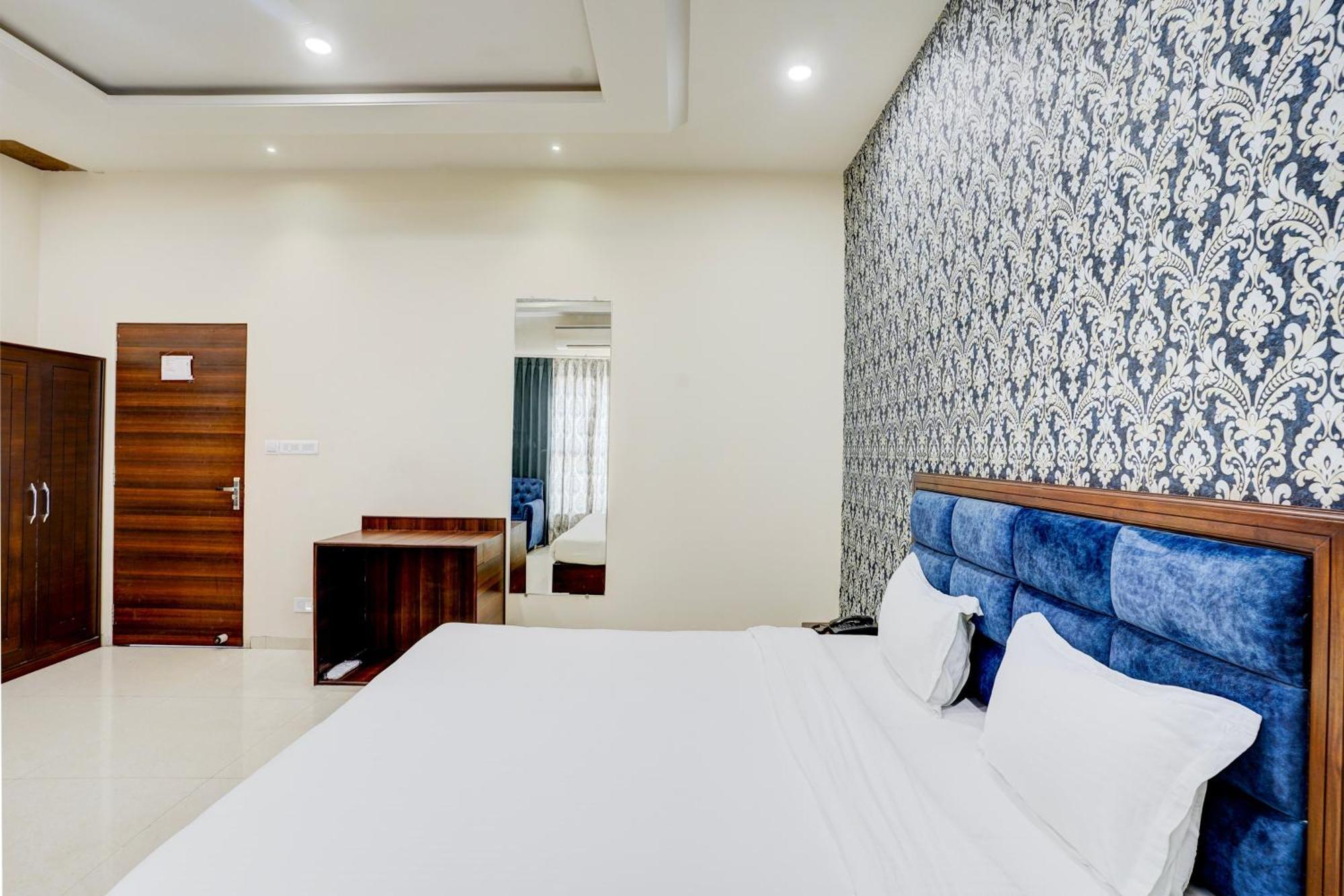 Hotel Amrit Manthan Chittorgarh Exterior photo