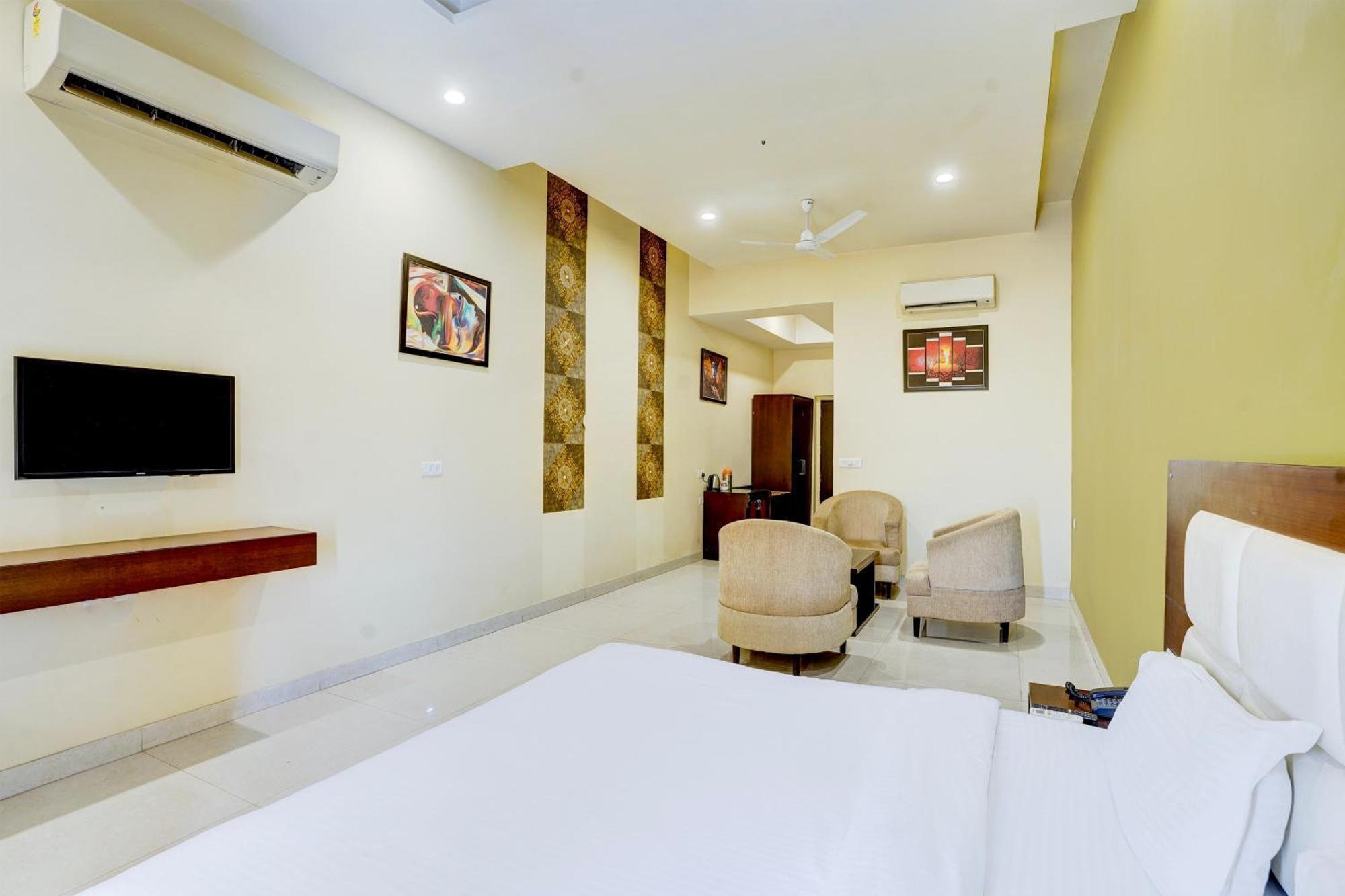 Hotel Amrit Manthan Chittorgarh Exterior photo