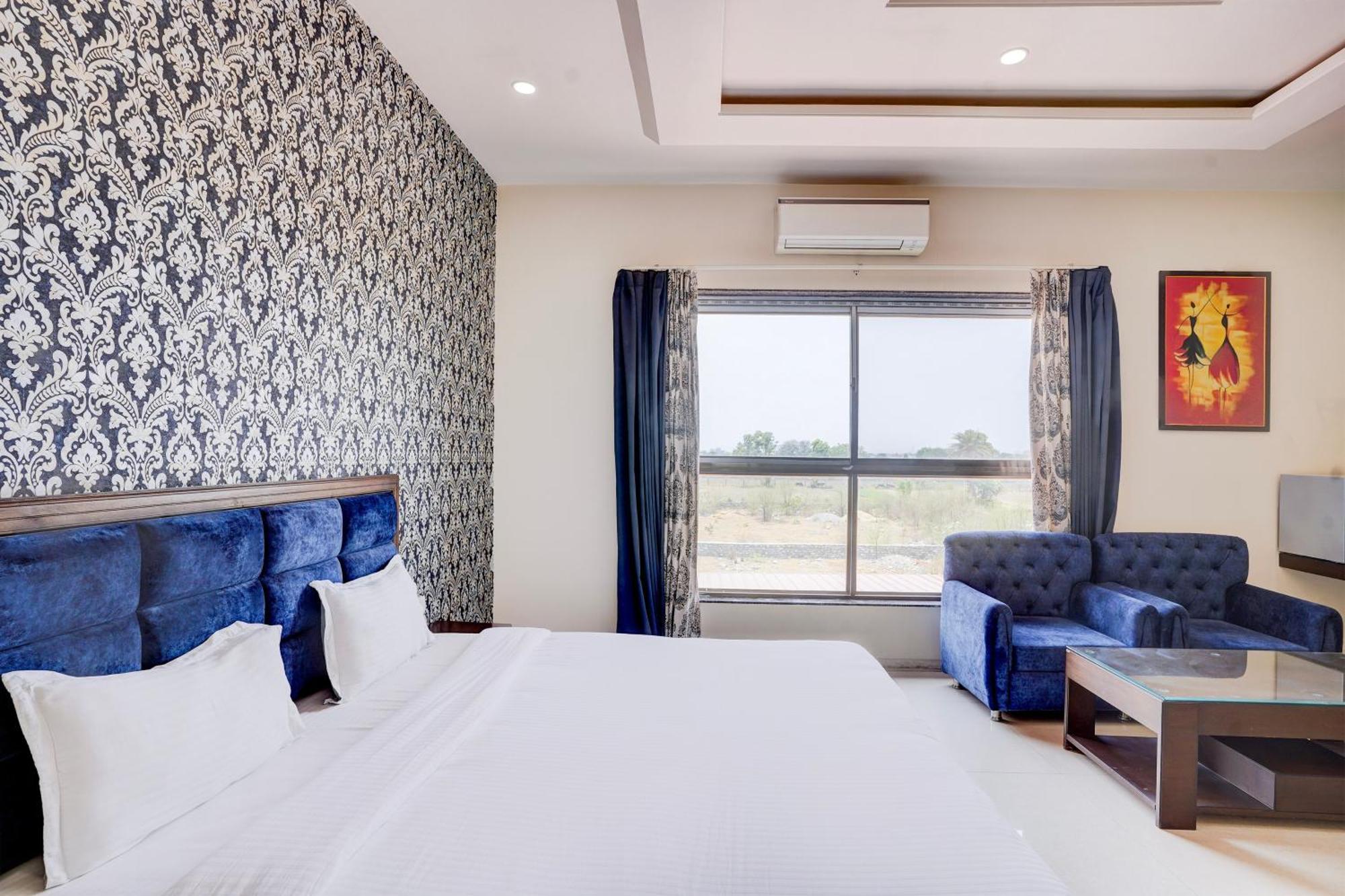 Hotel Amrit Manthan Chittorgarh Exterior photo