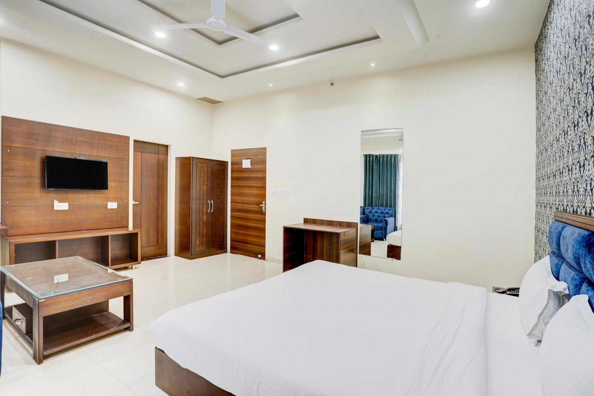Hotel Amrit Manthan Chittorgarh Exterior photo